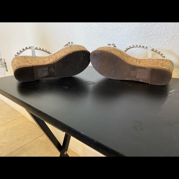 Fashionova Platform Sandals - Picture 3 of 4